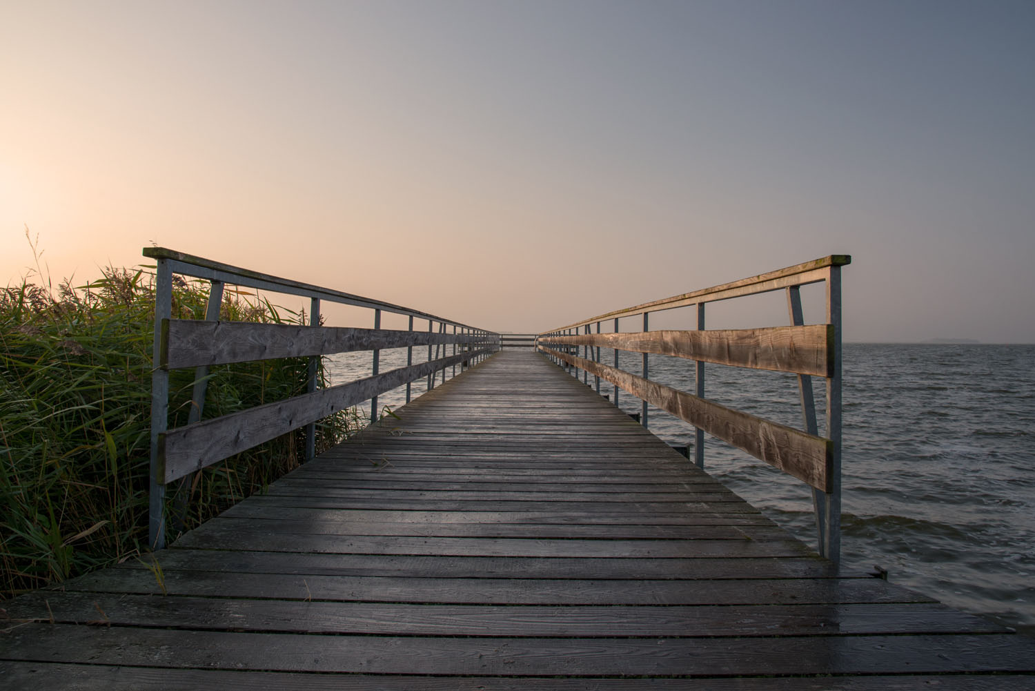 Steg über den Bodden